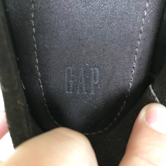 Gap! Brown Moccasins with gems - Picture 3 of 7